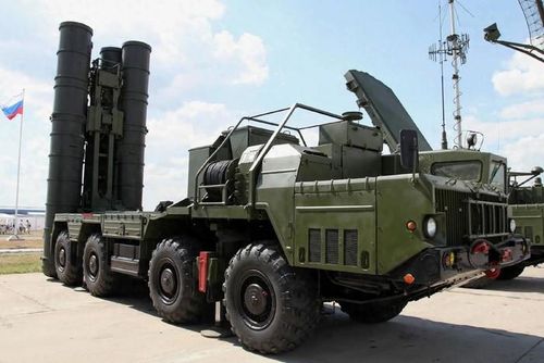 Trong các cuộc chiến mà có chiến đấu cơ F-16 tham chiến trước đây, các phi công lái chiến đấu cơ này không phải đối mặt với những vũ khí phòng không hiện đại như S-300/400, hay chiến đấu cơ Su-35 mang tên lửa không đối không tầm xa. Do vậy tỷ lệ thiệt hại của chiến đấu cơ này gần như bằng không; do vậy đã tạo nên “thương hiệu” của F-16.