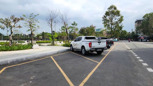 Các hạng mục phụ trợ, như: Thư viện, bãi đậu xe và nhà vệ sinh công cộng... được đầu tư đồng bộ nhằm phát huy tối đa công năng, tiện ích phục vụ người dân khi tiếp cận không gian công cộng. 