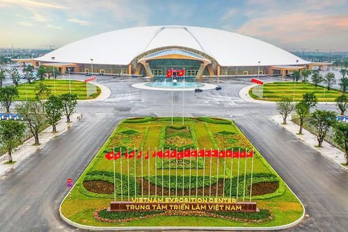 96 năm dưới sự lãnh đạo của Đảng, đặc biệt là trong 40 năm đổi mới, đất nước đã đạt được nhiều thành tựu vượt bậc.
