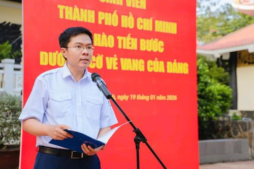 Anh Nguyễn Đăng Khoa - Chủ tịch Hội Sinh viên Việt Nam TPHCM chia sẻ, Đại hội XIV của Đảng là sự kiện chính trị đặc biệt quan trọng, mở ra nhiệm kỳ mới với nhiều quyết sách chiến lược về phát triển kinh tế - xã hội, đảm bảo quốc phòng - an ninh, hội nhập quốc tế.
