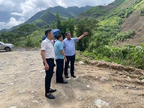  Lãnh đạo Hội đồng nhân dân tỉnh kiểm tra nắm bắt tại cơ sở trước khi quyết định ban hành thông qua các Nghị quyết liên quan 