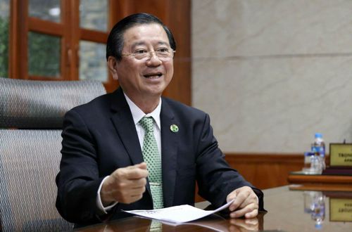Luật sư Nguyễn Văn Hậu, Chủ tịch Trung tâm trọng tài thương mại Luật gia Việt Nam (VLCAC).