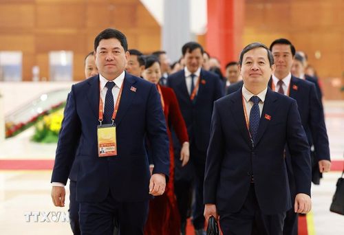 Các đại biểu đến dự ngày làm việc chính thức thứ ba Đại hội XIV của Đảng, sáng 22/1. (Ảnh: TTXVN)