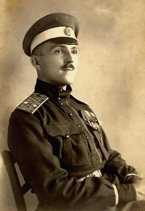 Tướng Bạch vệ Anton Turkul.