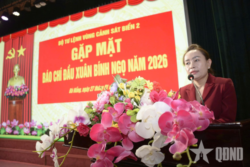  Lãnh đạo các cơ quan thông tấn báo chí phát biểu tại buổi gặp mặt.