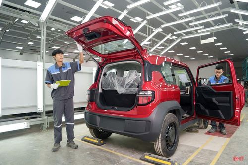 Hoạt động của các doanh nghiệp, dự án tại KKT Vũng Áng đóng góp quan trọng cho tăng trưởng kinh tế Hà Tĩnh.