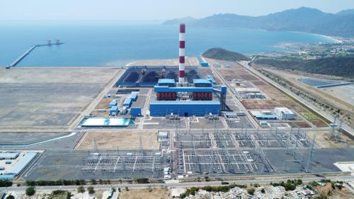  Nhà máy Nhiệt điện BOT Vân Phong 1, phường Đông Ninh Hòa, tỉnh Khánh Hòa. Ảnh: HIẾU GIANG 