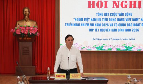 Ông Lê Trí Thanh phát biểu tại hội nghị triển khai Cuộc vận động “Người Việt Nam ưu tiên dùng hàng Việt Nam”. Ảnh: Đ.MẠNH