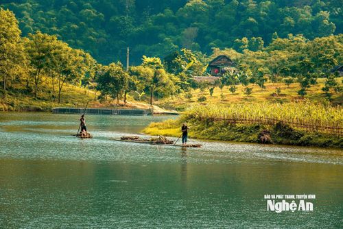 Núi rừng sông Giăng. Ảnh: Hồ Mậu Thanh