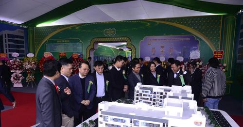 Giá nhà ở tại Hà Nội tăng nhanh trong thời gian qua. Ảnh: Phạm Hùng