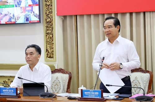 Chủ tịch UBND TP.HCM Nguyễn Văn Được phát biểu tại cuộc họp.
