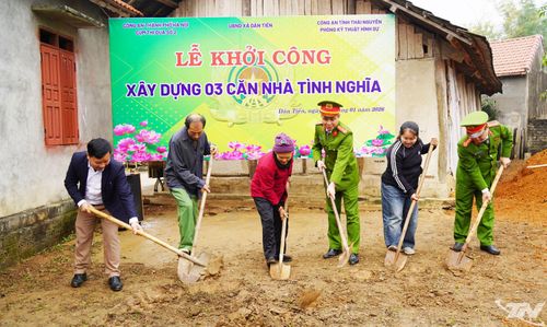 Khởi công xây dựng Nhà tình nghĩa cho một hộ nghèo tại xã Dân Tiến.