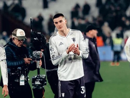 Matheus Cunha có 1 trận đấu đáng quên.