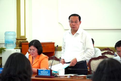  Phó Chủ tịch Thường trực HĐND TPHCM Nguyễn Văn Thọ phát biểu 