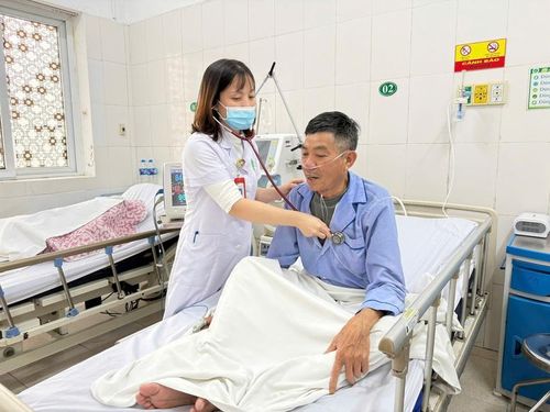 Bệnh viện đa khoa Gia Lâm bố trí đầy đủ nhân lực, thuốc men, trang thiết bị, trực 24/24 giờ. Ảnh: VGP/Thiện Tâm