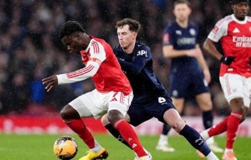 Bukayo Saka - 7 điểm. Vốn được dự kiến nghỉ ngơi, nhưng chấn thương bất ngờ của Riccardo Calafiori lúc khởi động buộc Saka phải đá chính. Dù chỉ thi đấu hiệp một và chơi ở vai trò tự do khá lạ lẫm, anh vẫn kịp để lại dấu ấn với quả tạt khó chịu khiến Jack Hunt đánh đầu phản lưới nhà.