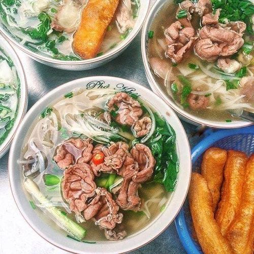 Phở bò Khôi Hói được Michelin vinh danh trong hạng mục Bib Gourmand.