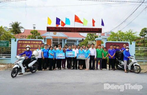 Tiểu ban thông tin tuyên truyền xã An Thạnh Thủy tổ chức ra quân tuyên truyền lưu động bầu cử đại biểu Quốc hội khóa XVI và đại biểu HĐND các cấp nhiệm kỳ 2026 - 2031.