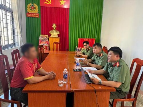Công an tỉnh Lâm Đồng xử lý người đăng tải thông tin xuyên tạc trên không gian mạng.