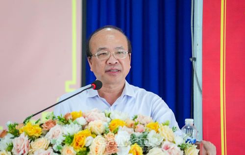 Ông Phan Chí Hiếu, Ủy viên BCH Trung ương Đảng, Thứ trưởng Bộ Tư pháp khẳng định, nếu được tín nhiệm bầu làm đại biểu Quốc hội sẽ phát huy tối đa vai trò, trách nhiệm trong công tác phục vụ Nhân dân.