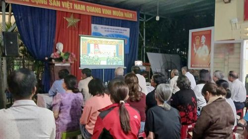Việc đa dạng hình thức trực tuyến giúp lan tỏa thông tin bầu cử rộng rãi, minh bạch hơn, đồng thời tạo điều kiện để người dân tham gia thuận tiện, chủ động.