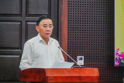 Thường trực Ban Bí thư Trần Cẩm Tú trình bày chương trình hành động. Ảnh: XUÂN QUỲNH