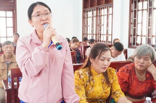 Xây dựng trường học cũng là vấn đề được cử tri kiến nghị