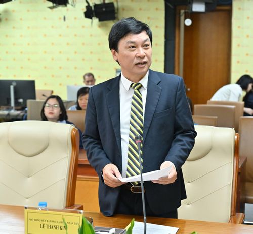 TS. Lê Thanh Kim, Phó Tổng biên tập Báo Đại biểu Nhân dân phát biểu khai mạc Tọa đàm
