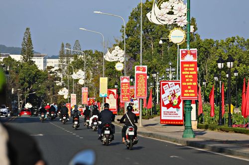 Toàn tỉnh đã treo hàng ngàn băng rôn, banner tuyên truyền bầu cử Quốc hội khóa XVI và HĐND các cấp