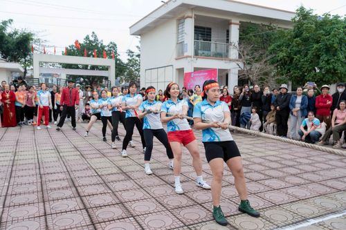 Các hoạt động thể thao được cán bộ, hội viên phụ nữ hưởng ứng nhiệt tình. Ảnh: PV