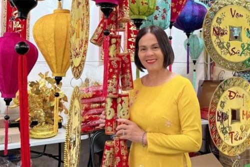 Không chỉ đồng hành cùng con trong sự nghiệp, mẹ ruột Thanh Thảo còn là tri kỷ trong chuyện tình cảm của con gái. Nói về mối tình đầu của Thanh Thảo cùng nhạc sĩ Đức Trí, bà cho biết gia đình bà và gia đình nhạc sĩ Đức Trí cũng hay đến nhà chơi và nói chuyện.