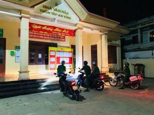 Lực lượng Công an đặc khu Lý Sơn tăng cường tuần tra, kiểm tra tại các điểm bầu cử tên địa bàn.