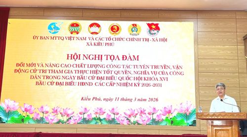 Phó Bí thư Thường trực Đảng ủy xã Kiều Phú Đào Đức Anh kết luận tại hội nghị. Ảnh: KV