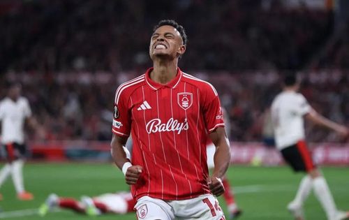 Nottingham từng bất ngờ thúc thủ 2-3 ngay trên sân nhà trước Midtjylland ở chặng phân hạng