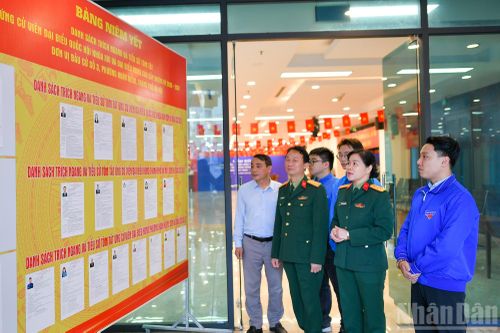  Tổ bầu cử rà soát các khâu tổ chức, chuẩn bị cho ngày bầu cử diễn ra đúng quy định. 
