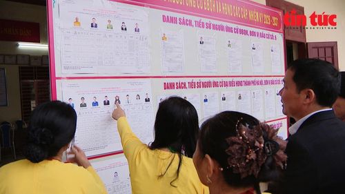 Trên địa bàn xã Suối Hai có 500 cử tri là đồng bào dân tộc thiểu số.