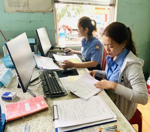  Các cảng cá tiến hành rà soát, sắp xếp hồ sơ, sẵn sàng phục vụ yêu cầu thanh tra của Ủy ban châu Âu (EC). Ảnh: N.N 