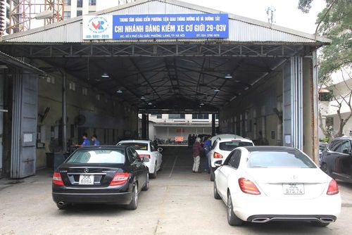 Chi nhánh Đăng kiểm xe cơ giới 2903V (phố Cầu Giấy, phường Láng, TP Hà Nội). Ảnh: VTV.VN