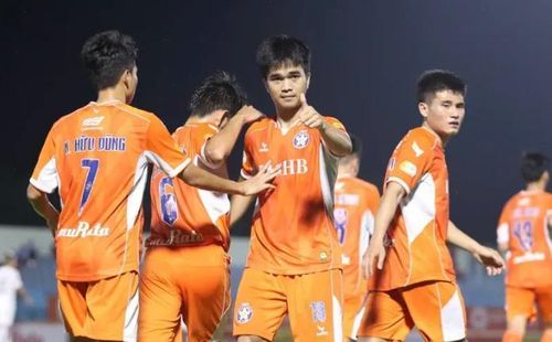 Không chỉ Hoàng Anh Gia Lai, đối thủ SHB Đà Nẵng cũng gặp vấn đề về lực lượng trước cuộc đối đầu quan trọng này.
