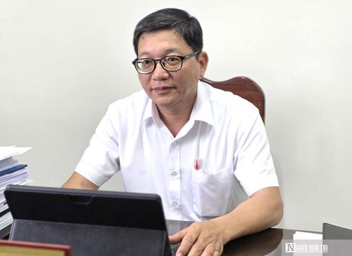 Ông Bùi Xuân Trung bày tỏ mong muốn các đại biểu trúng cử sẽ quan tâm đến hạ tầng và đời sống người dân miền núi.