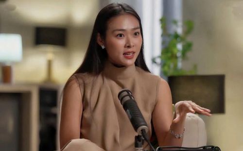 Dù được khán giả gọi vui là "vía trăm tỷ", Diệp Bảo Ngọc cho rằng thành công phòng vé là nỗ lực chung của cả ê-kíp
