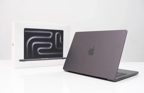 MacBook Pro 14 inch (M5) duy trì được thời gian hoạt động lên tới 18 giờ