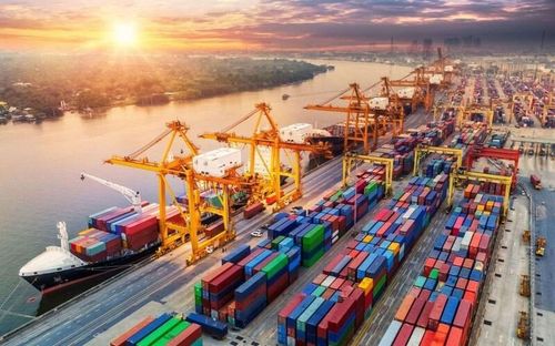 Doanh nghiệp Việt Nam cần đặc biệt lưu ý một số rủi ro như gián đoạn vận tải, nguy cơ hư hỏng hàng hóa. Ảnh minh họa