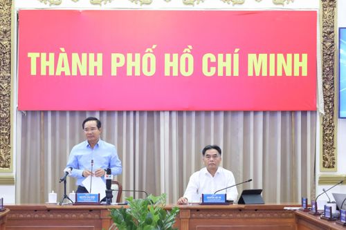 Chủ tịch UBND TP.HCM Nguyễn Văn Được phát biểu tại hội thảo.