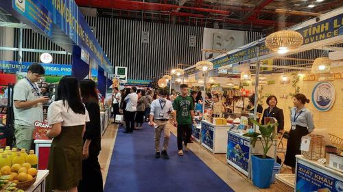 TP.Hồ Chí Minh xác định phải chuyển đổi mạnh mẽ mô hình phát triển để đạt mục tiêu tăng trưởng hai con số. Ảnh minh họa.