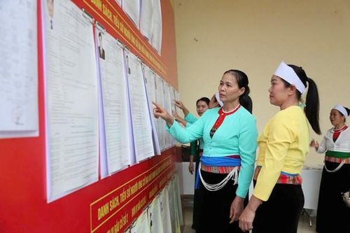 Toàn xã được chia thành 7 đơn vị bầu cử, bảo đảm cơ cấu hợp lý giữa các khu dân cư và lực lượng vũ trang đóng quân trên địa bàn