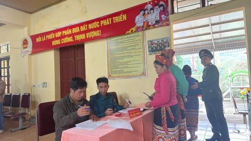 Đến trưa 13/3, hầu hết cử tri người Đan Lai tại các khu vực bầu cử sớm đã hoàn thành việc bỏ phiếu.