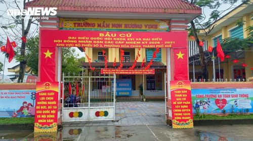 TP Huế có 4 điểm bầu cử đại biểu Quốc hội để bầu 9 đại biểu, 14 điểm bầu cử đại biểu HĐND thành phố để bầu 53 đại biểu, 228 điểm bầu cử đại biểu HĐND xã/phường để bầu 804 đại biểu.
