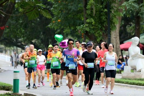 Lan tỏa thông điệp xanh từ những bước chạy