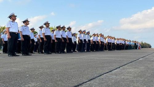 Các lực lượng tập trung kiểm tra công tác bầu cử. (Ảnh: CTV)